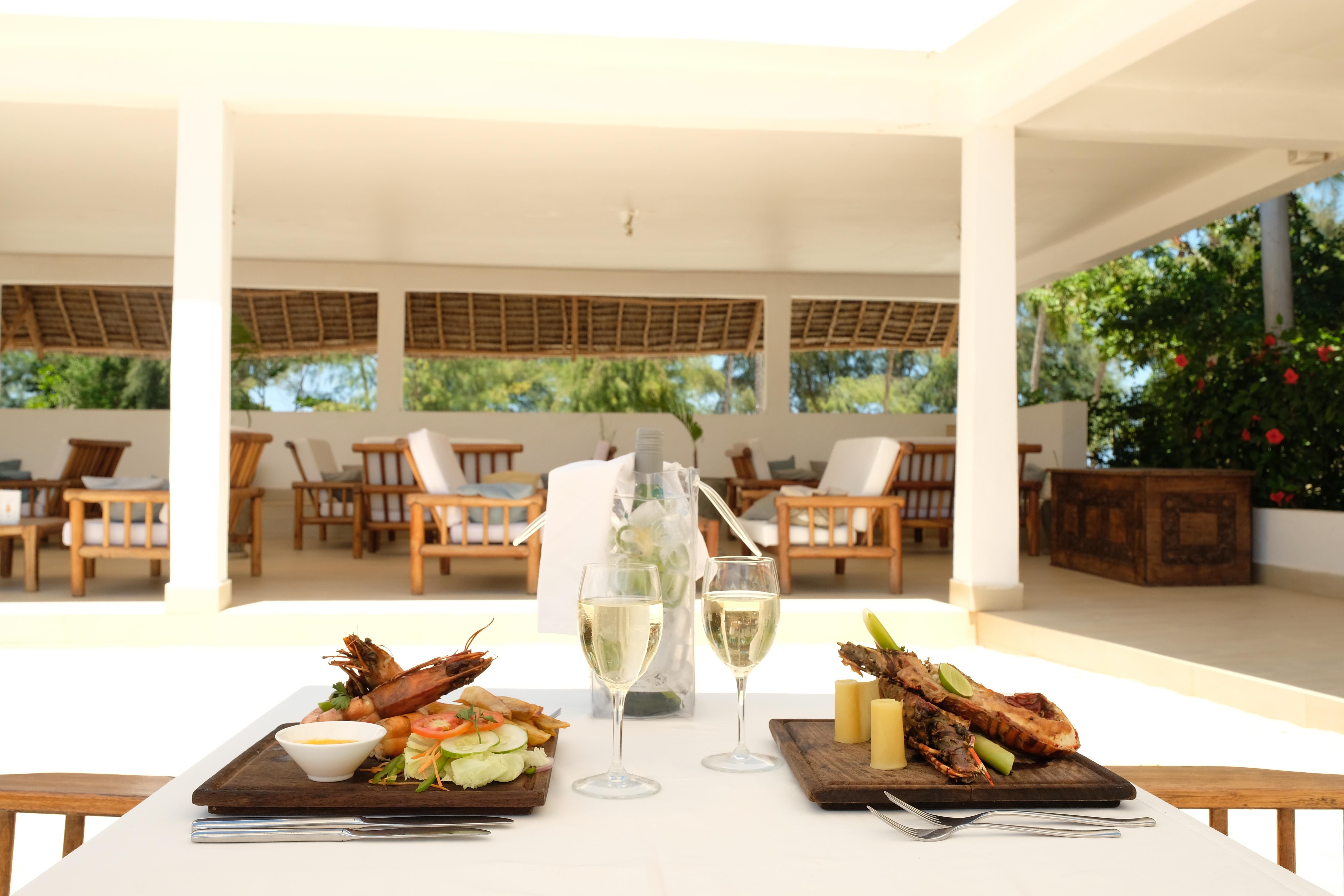 Dhow Inn Boutique Hotel Paje Exterior photo
